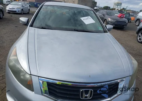 2008 Honda Accord 2.4 Lx из США, поврежденный, VIN 1HGCP26308A160165